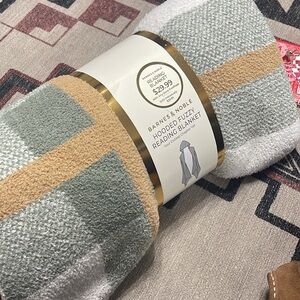 Barnes & Noble Striped Hooded Reading Blanket NEW